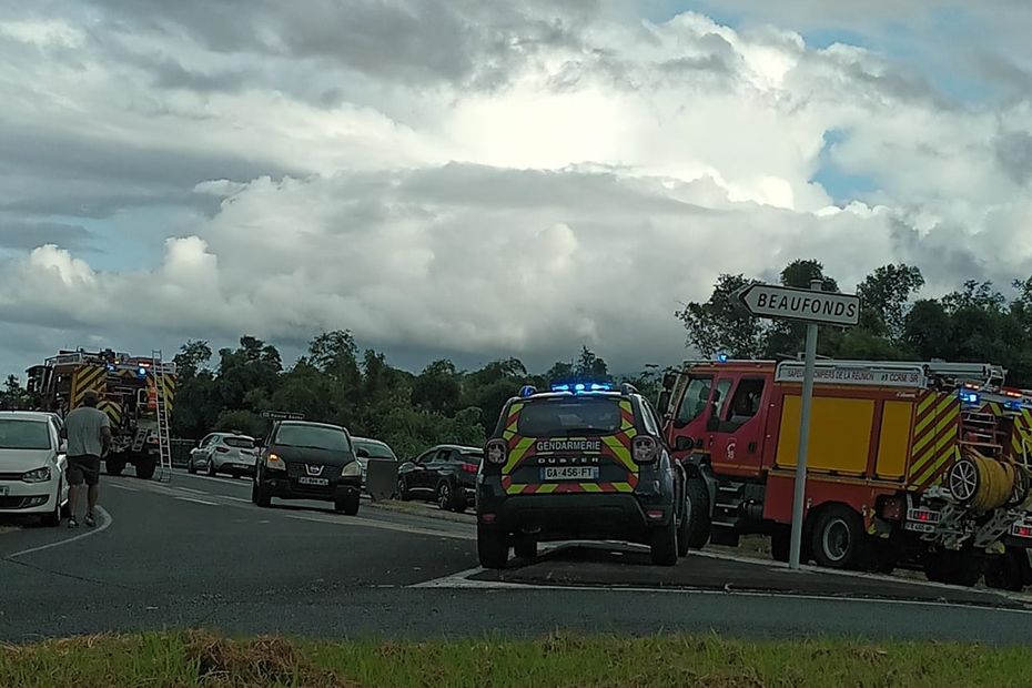 Saint Benoit décès d un nourrisson dans la chute d une voiture depuis