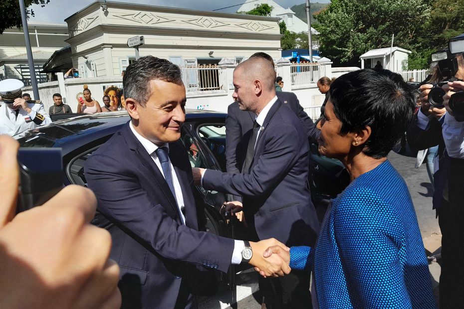 G Rald Darmanin Et Jean Fran Ois Carenco Entament Leur Visite La R Union