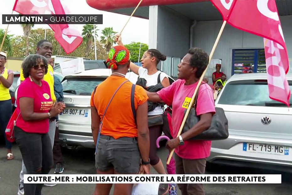 REPLAY Regain de mobilisation dans les Outre mer contre la réforme des