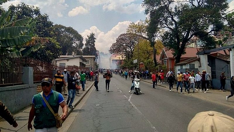 Madagascar Affrontement Des Partisans Du Collectif Des Candidats Avec