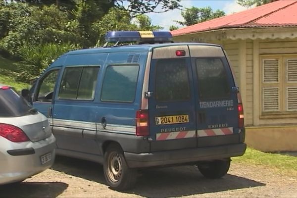 Voiture de gendarmerie