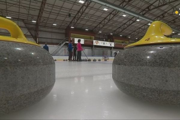 Une vingtaine d'équipe inscrites au tournoi de fin de saison du club de curling de Saint-Pierre