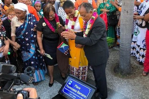 Saint-Denis inauguration place Younoussa Bamana 060718