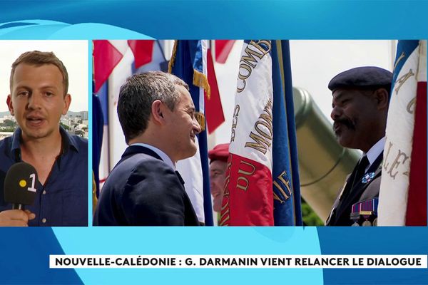 Gérald Darmanin lors d'une cérémonie au Monument aux morts à Nouméa, lors du premier jour de sa visite ministérielle en Nouvelle-Calédonie