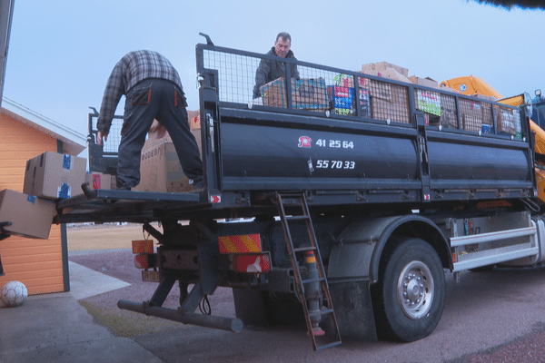 15 tonnes de matériels et vêtements récoltés pour Mayotte dans l'archipel de Saint-Pierre et Miquelon