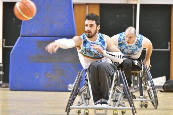 Ivan Dos Santos a remporté le championnat de France de basket en fauteuil en 2018.