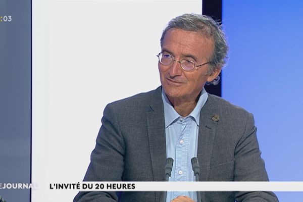 Le président de la Fédération des entreprises d'outre-mer (Fedom), Hervé Mariton, était l'invité du journal de 20h.