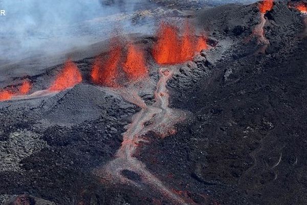  Le Piton de la Fournaise est entré en éruption à 4h25 ce samedi 15 septembre.