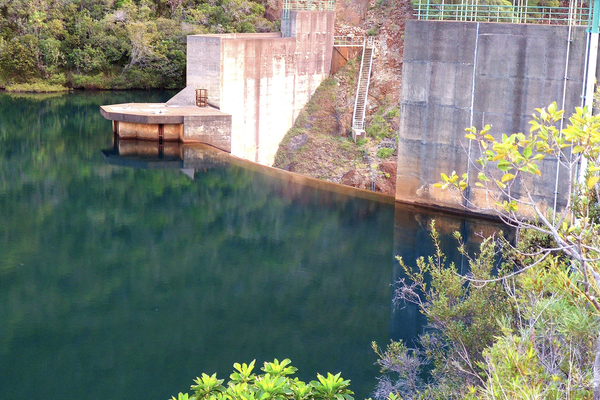 Barrage de Dumbéa, travaux - Lizzie Cabroni