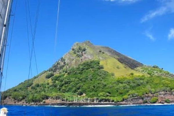 Ils ont exploré Mehetia, l’île secrète 