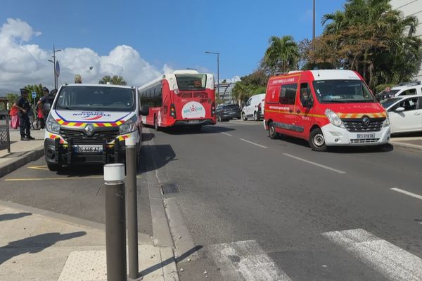 Le Port découverte macabre corps jeune homme proximité gare routière