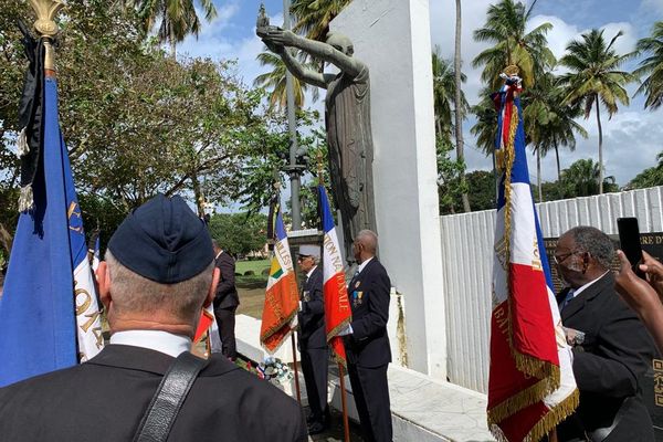 Cérémonie commémorant les soldats morts pour la France (Journée du Souvenir) à Fort-de-France.