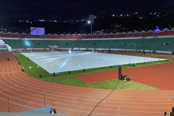 Les préparatifs de la cérémonie d’ouverture des jeux des îles au stade Barea