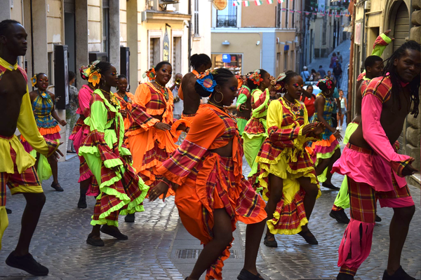 la compagnie de danse Pom'Kanel