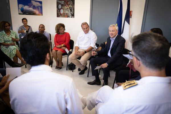 Bruno Le Maire en Martinique lors d'une réunion notamment avec des acteurs économiques.