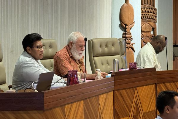 Paul Néaoutyine, le président de la province Nord, en assemblée à Koné le 21 juin 2024.