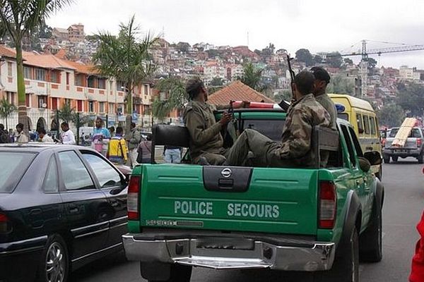 Police malgache à Tana