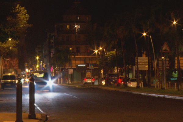 Pointe-à-Pitre du nuit en période de couvre-feu - avril/mai 2024.