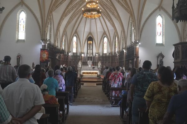 Forte affluence à la cathédrale de Nouméa ce jeudi 15 août pour la messe de l'Assomption.