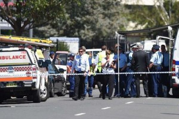 Périmètre de sécurité dans la zone industrielle d'ingleburn, au sud ouest de Sydney