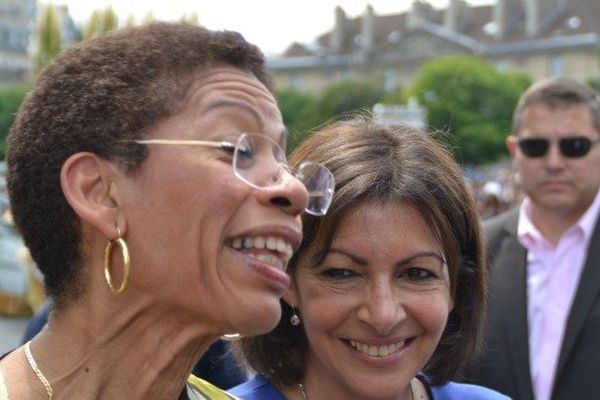 George Pau-Langevin et Anne Hidalgo au Carnaval Tropical de Paris, samedi 6 juillet 2013 