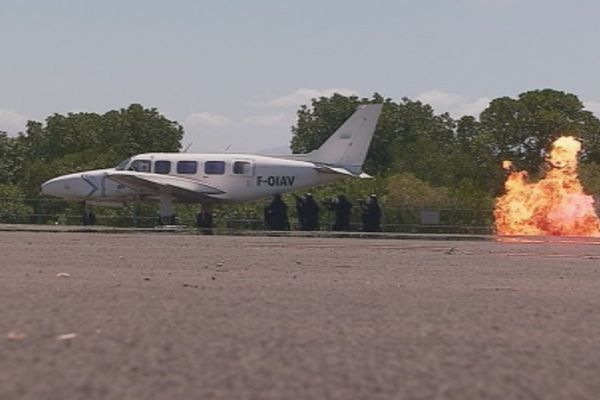 Exercie anti terroriste aéroport aérodrome Magenta (28 septembre 2017)