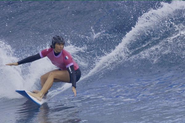 Johanne Defay se qualifie pour les huitièmes de finale en repêchages face à l'excellente Molly Picklum.