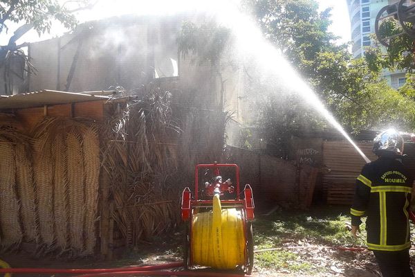 Incendie de maison coloniale, 9 août 2018