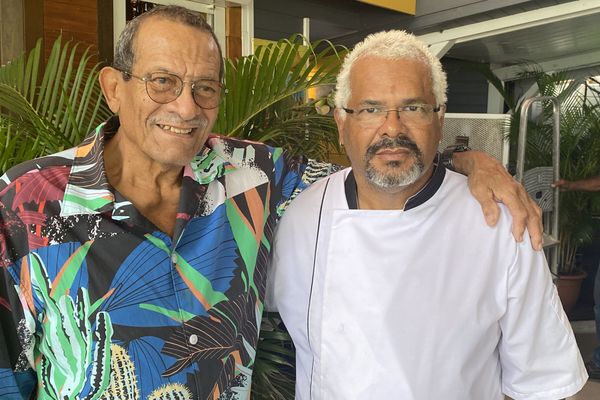 Marc Andrieu à droite avec son père créateur de Diamant les bains