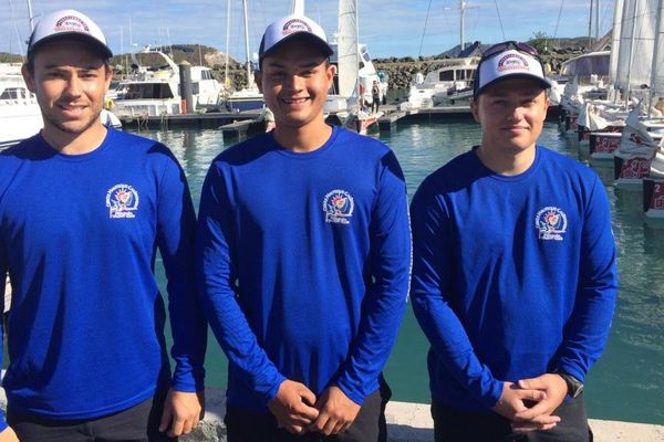 Equipage calédonien avant championnat du monde de match race jeunes (juillet 2017)