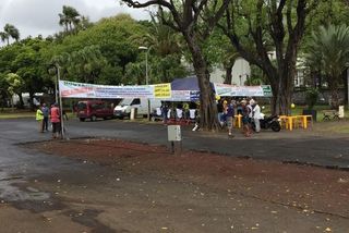 Un An Après Les Gilets Jaunes De La Réunion Peinent à