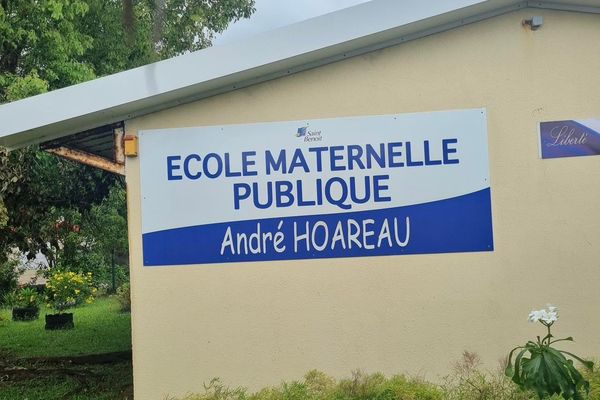 Les élèves de l'école André Hoareau évacués