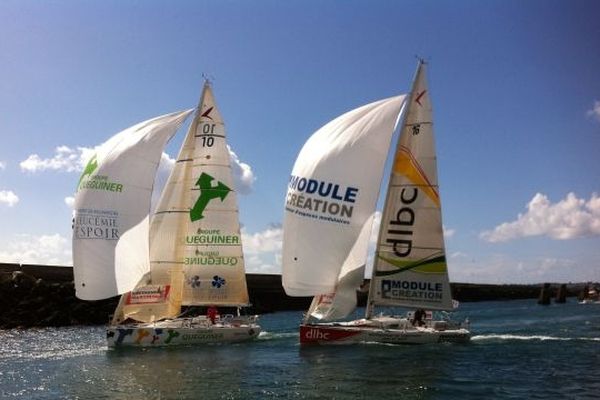 Yann Eliès et Yoann Richomme, au coude à coude pendant la première heure de course