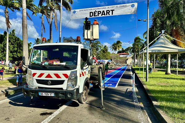 Le front de mer de Fort-de-France est le point de départ de chaque Sémi-marathon international