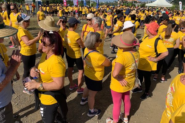 De nombreuses femmes se sont mobilisées pour la ligue contre le cancer, ce 2 octobre 2022.