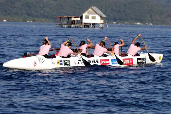 Ocean Outrigger Canoe (Hawaii)