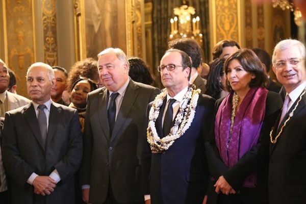 Victorin Lurel, Jean-Paul Huchon, François Hollande, Anne Hidalgo et Claude Bartolone