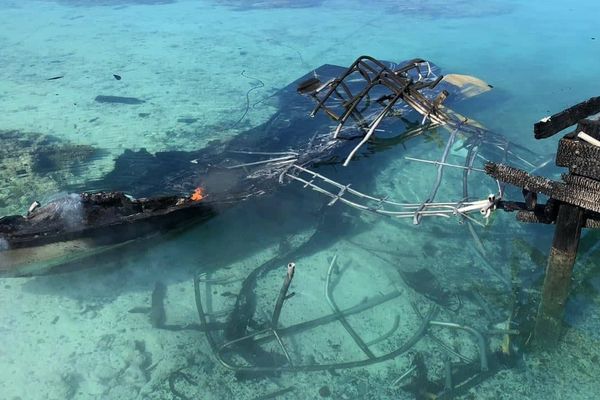 Il ne reste plus rien du bateau de plongée