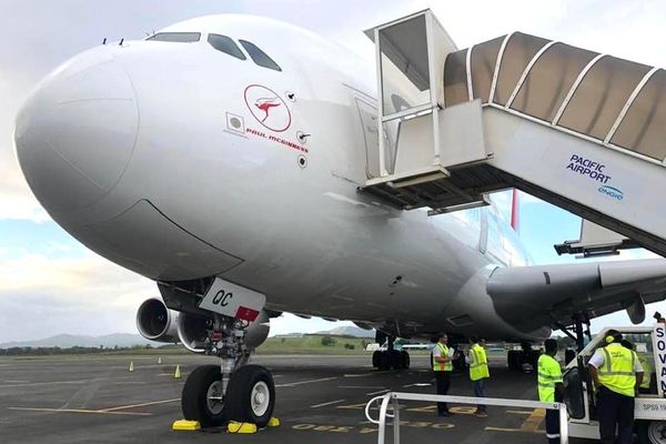 L'A380 de Qantas a été pris en charge à la Tontouta samedi, vers 6 heures.