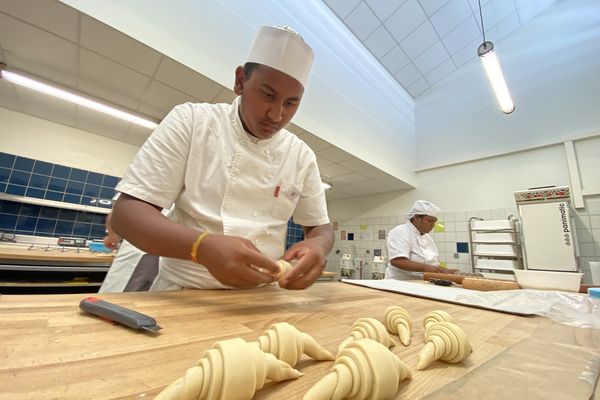 Concours de croissants au lycée hôtelier de Saint-Paul