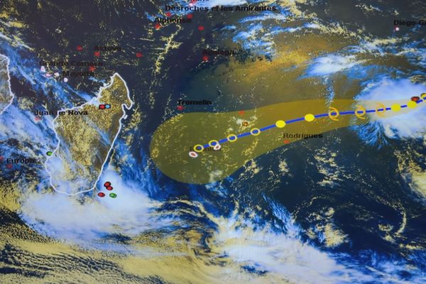 La perturbation tropicale n°7 pourrait devenir une tempête tropicale d'ici jeudi à vendredi