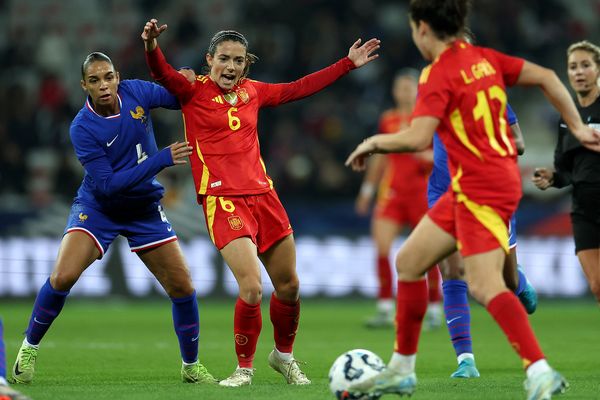 La Guadeloupéenne Estelle Cascarino lors du match des Bleues face à l'Espagne, avant de sortir sur blessure, le 3 décembre 2024.