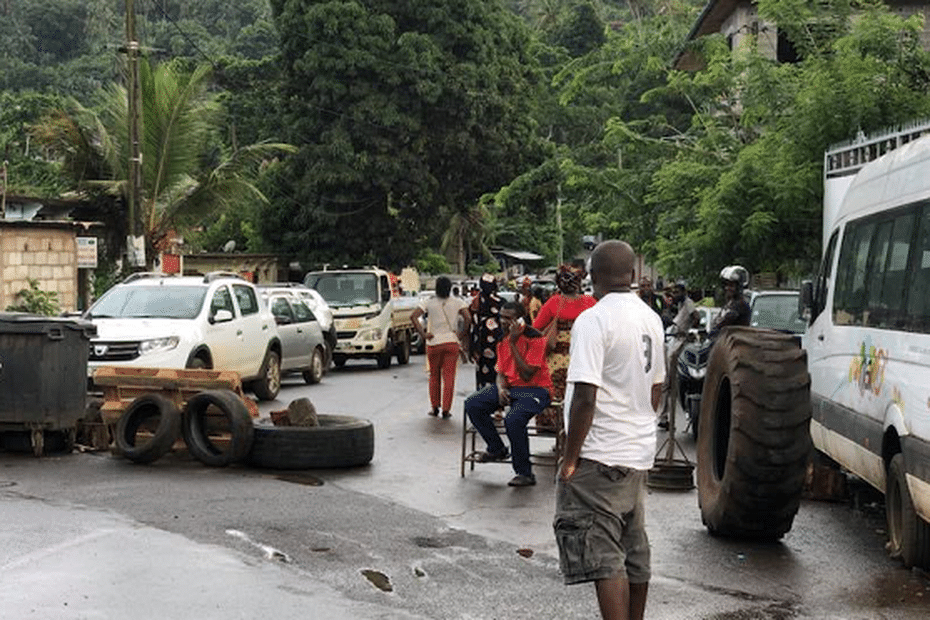 Insécurité à Mayotte : Nouvelle Journée De Barrages Dans Une île Paralysée