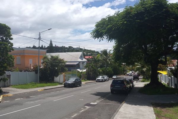 Une rue du Faubourg-Blanchot, à Nouméa