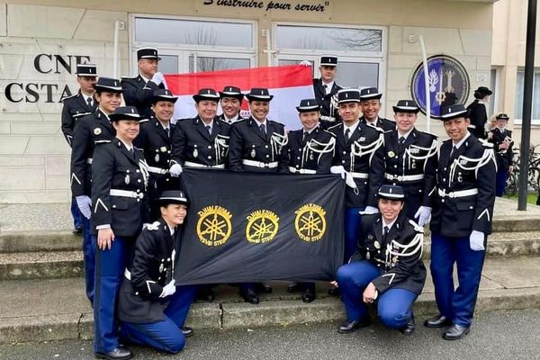 élèves gendarmes sous-officiers CSTAGN