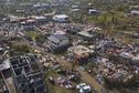 Cyclone Chido : une semaine après, comment rebâtir entièrement Mayotte, département le plus pauvre de France ?