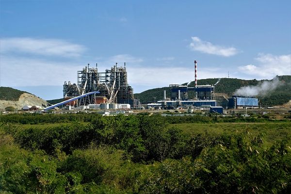 L'usine de nickel du Nord (Koniambo Nickel-KNS) en Nouvelle-Calédonie