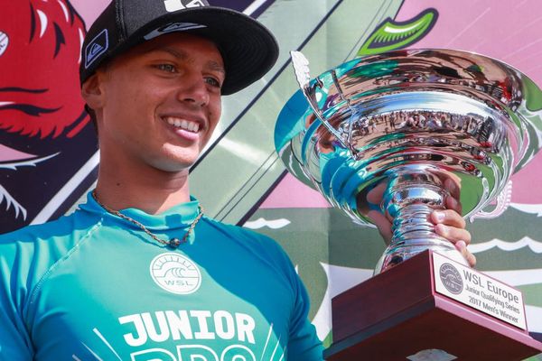 Kauli Vaast remporte l'Europe Junior Pro 2017