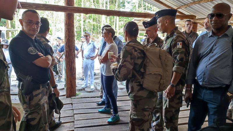 Guyane : Fin de la visite de la Première ministre Elisabeth Borne et ses  engagements futurs - Guyane la 1ère