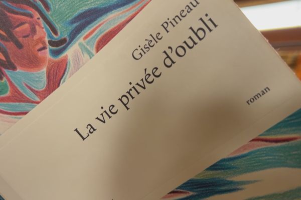 Gisèle Pineau, "La vie privée d'oubli"